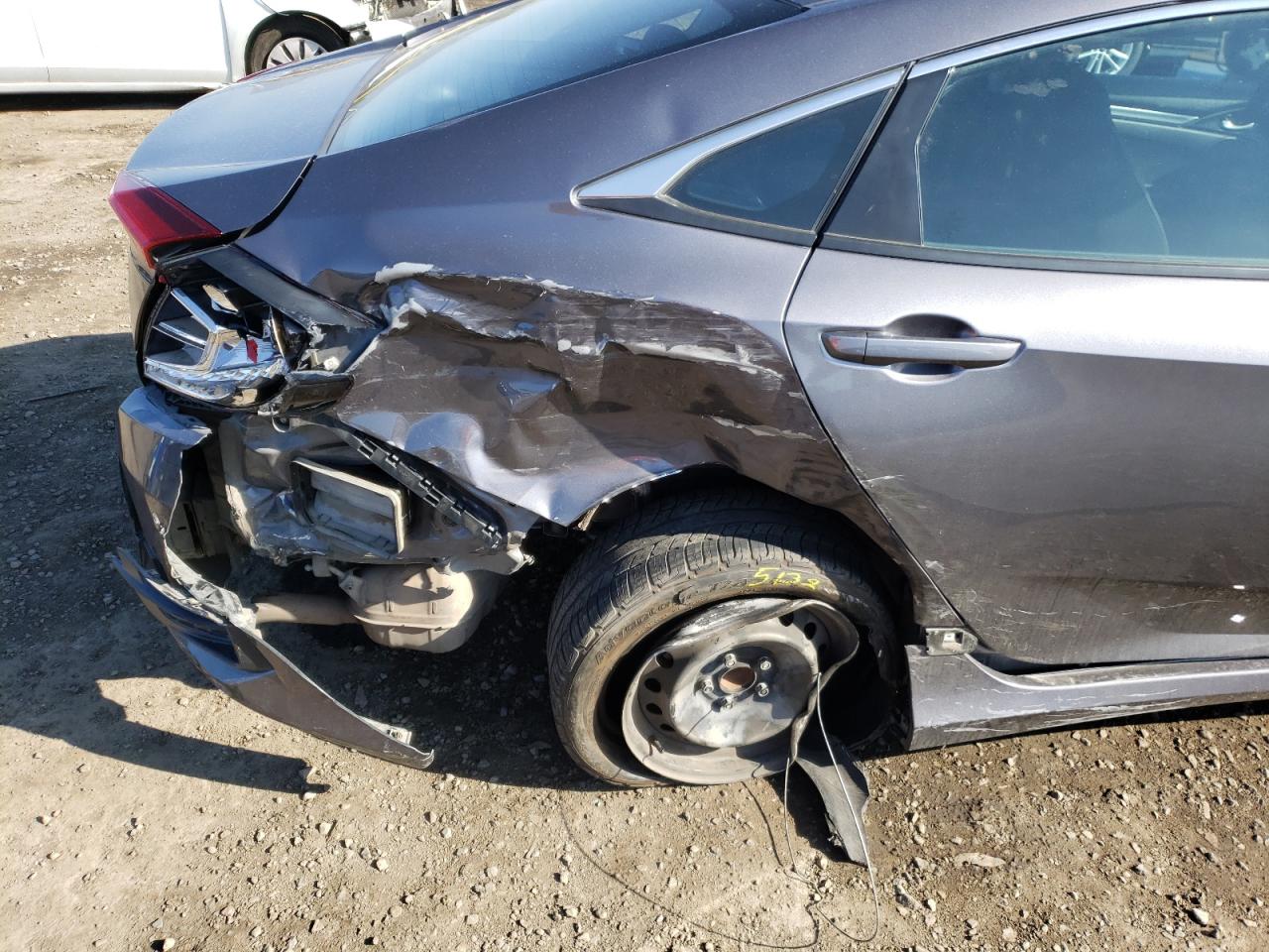 Photo 9 from auction – 2016 HONDA CIVIC LX with VIN 2HGFC2F56GH522087