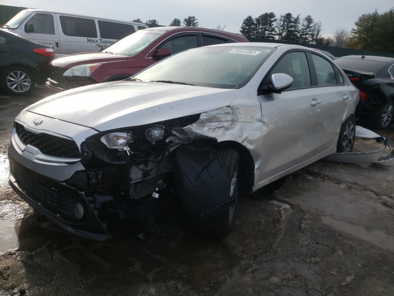 Photo 2 from auction – 2019 KIA FORTE FE with VIN 3KPF24AD7KE061160