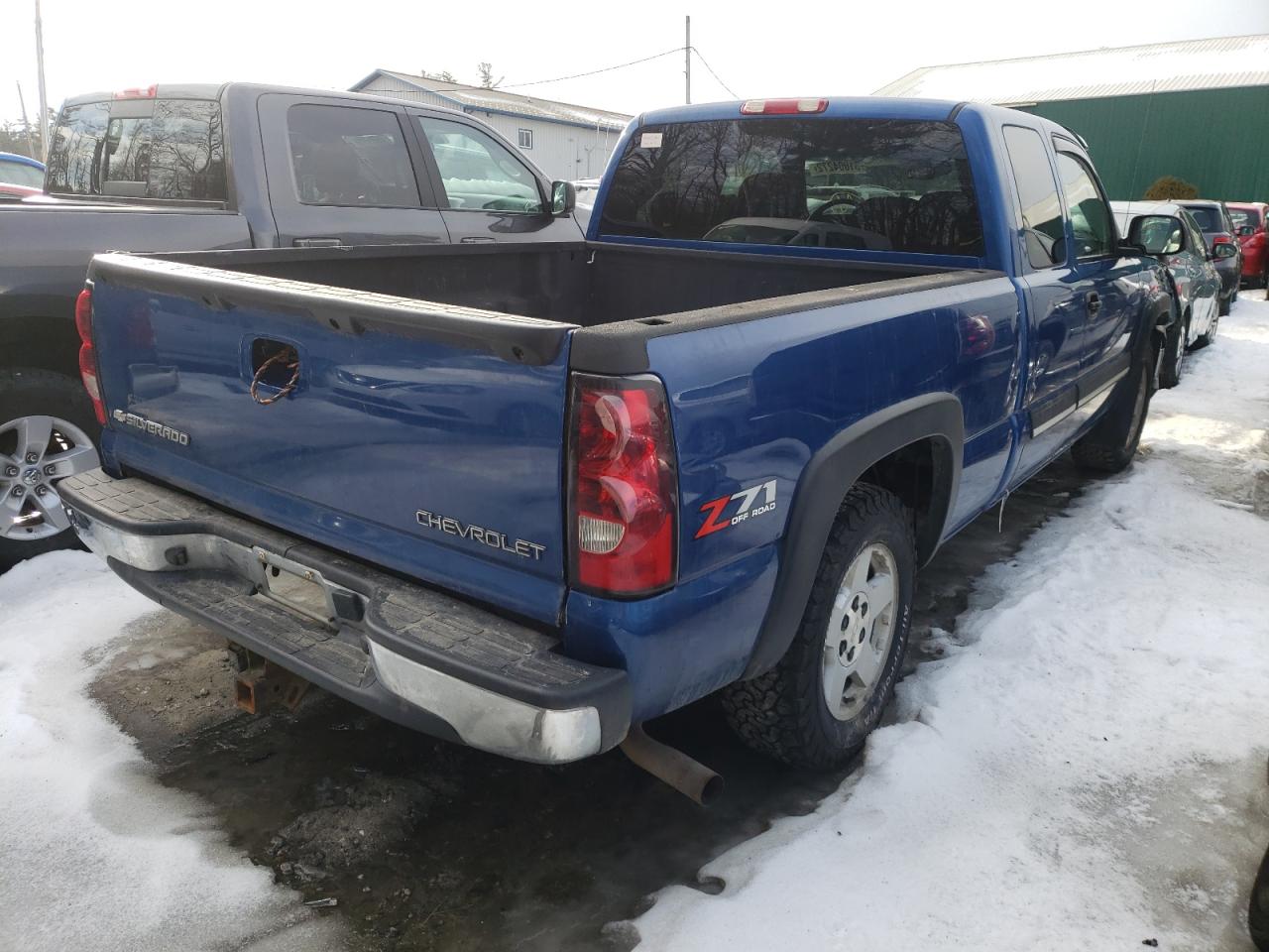 Photo 4 from auction – 2004 CHEVROLET SILVERADO with VIN 2GCEK19T041364979