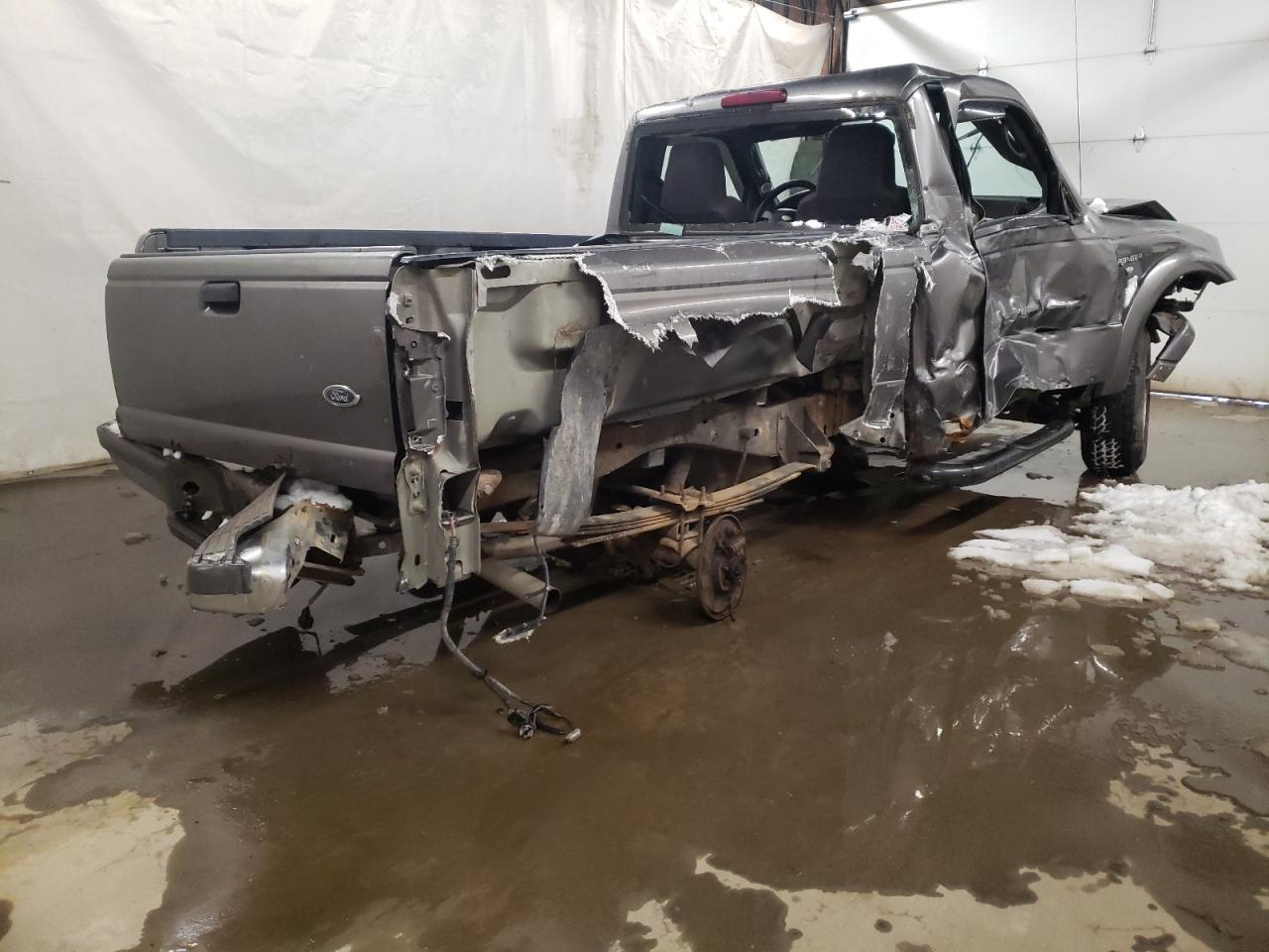 Photo 4 from auction – 2004 FORD RANGER with VIN 1FTYR10U54PB56016