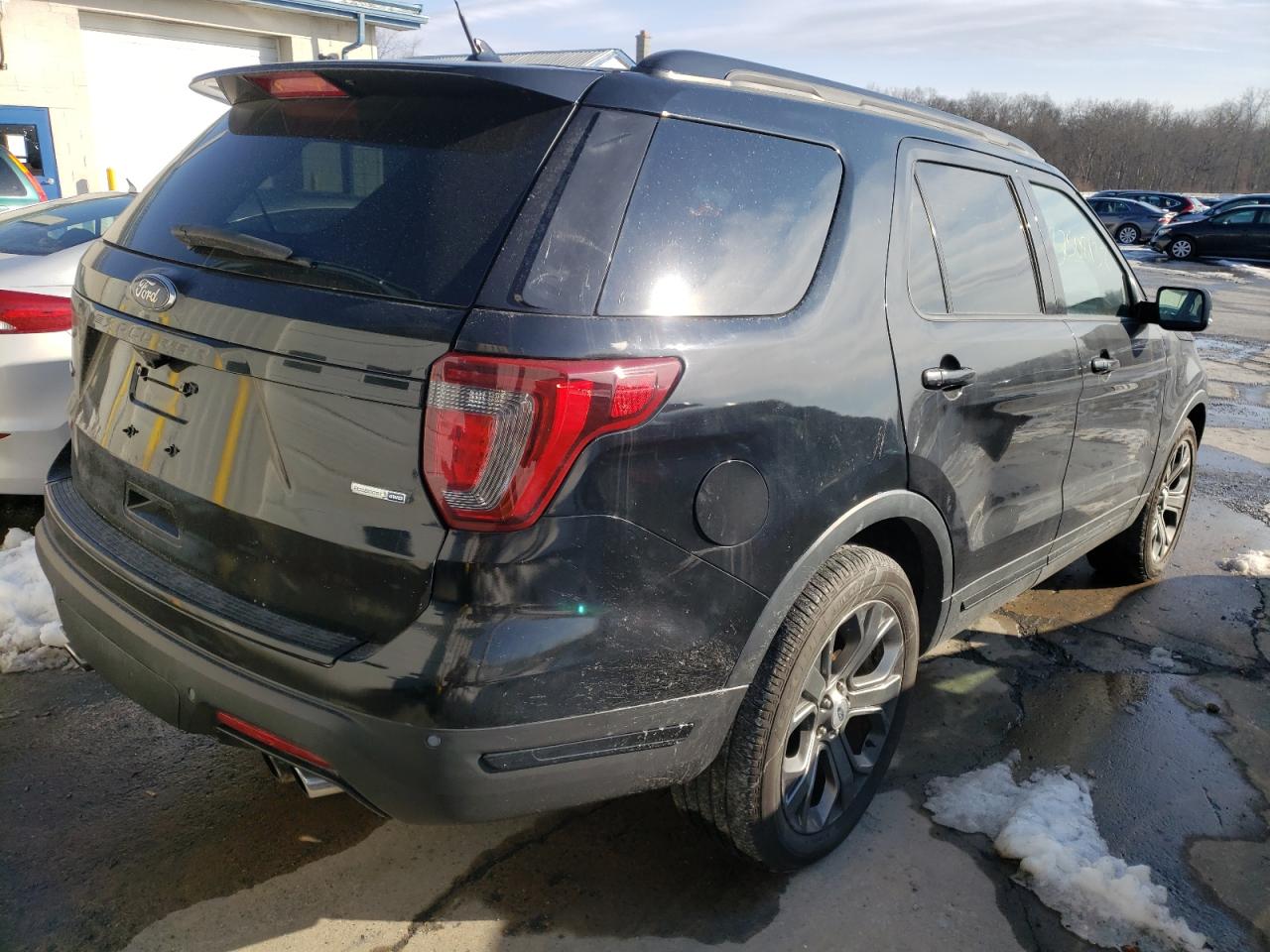 Photo 4 from auction – 2018 FORD EXPLORER S with VIN 1FM5K8GT8JGB52806
