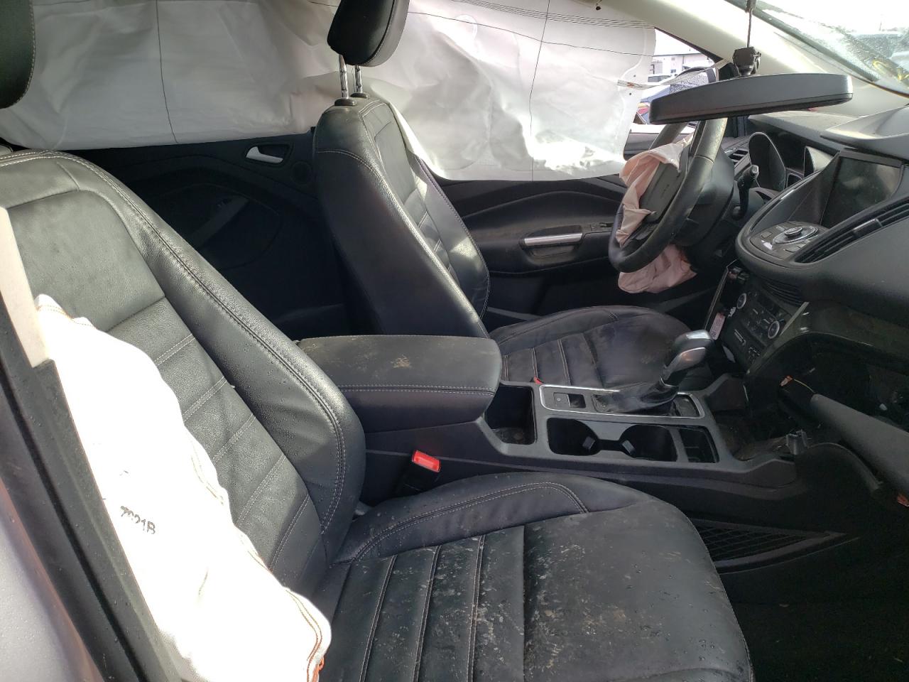 Photo 5 from auction – 2019 FORD ESCAPE TIT with VIN 1FMCU9J92KUB59144