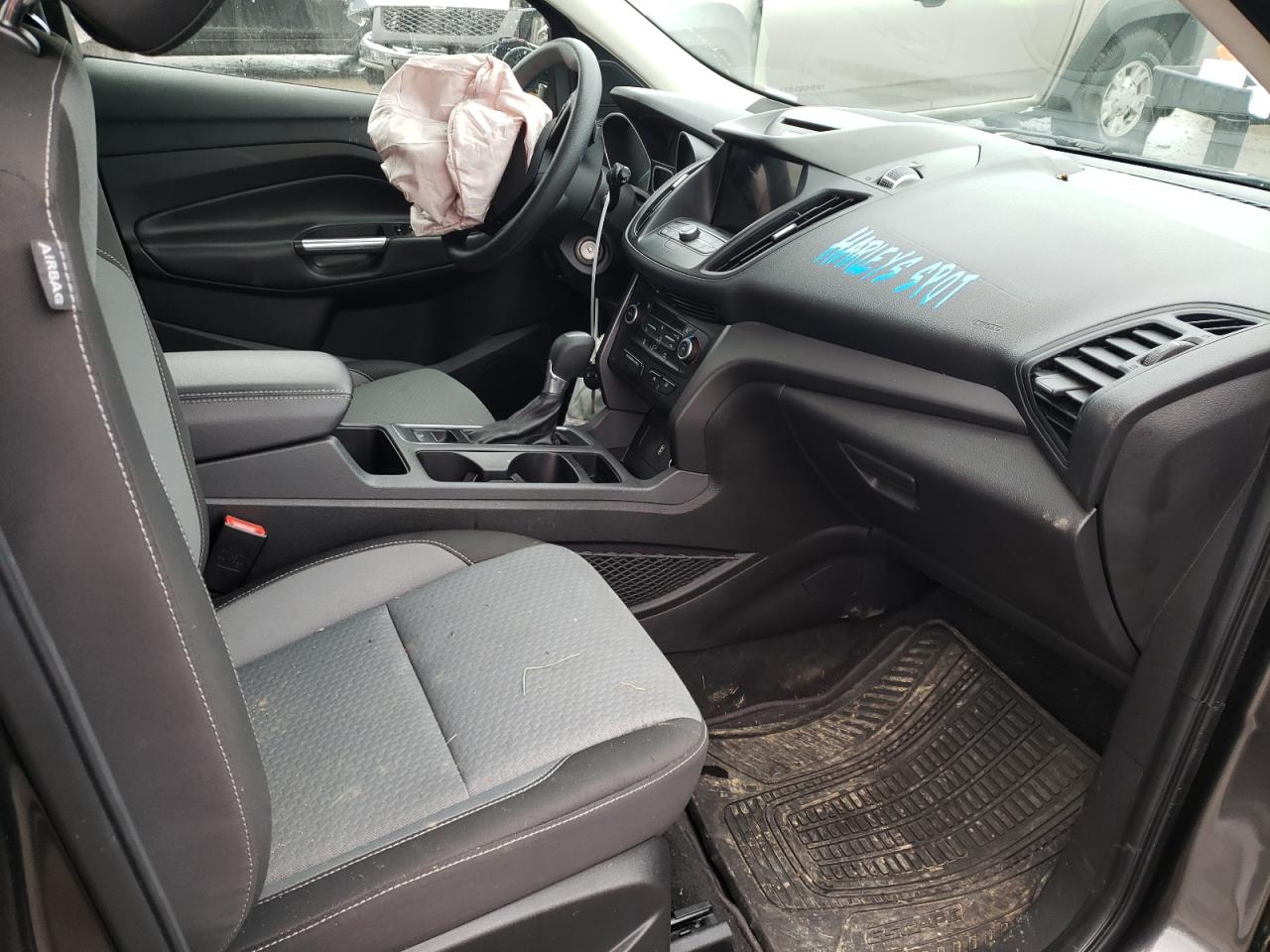 Photo 5 from auction – 2017 FORD ESCAPE SE with VIN 1FMCU0GD6HUE89899