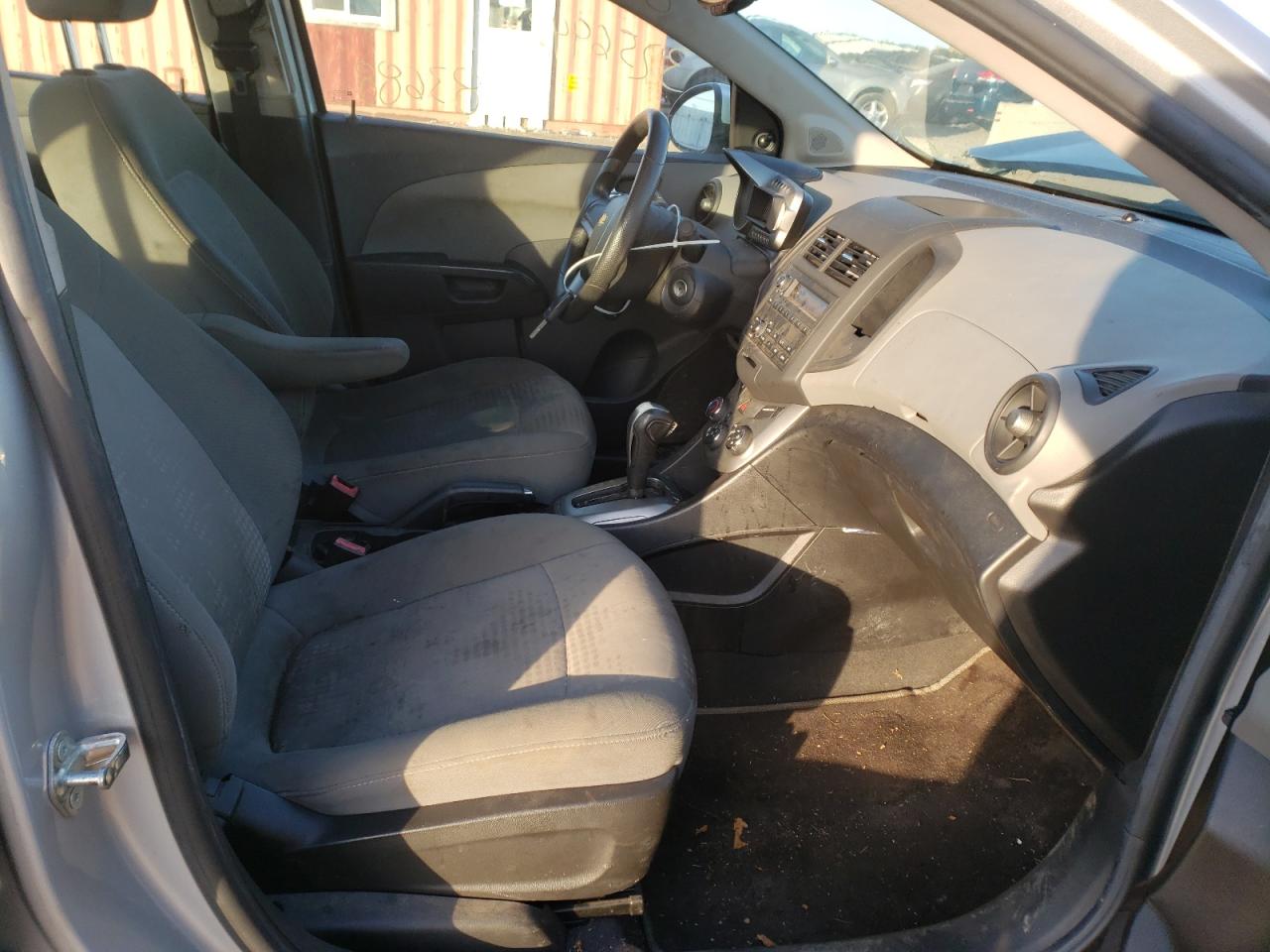 Photo 5 from auction – 2012 CHEVROLET SONIC LS with VIN 1G1JA5SH9C4232135