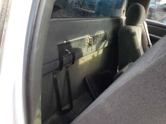 Photo 6 from auction – 2005 CHEVROLET SILVERADO with VIN 1GCHK24225E255618