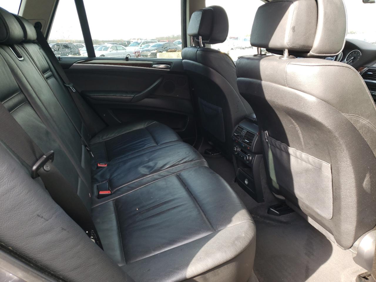 Photo 6 from auction – 2008 BMW X5 3.0I with VIN 5UXFE43548L000425