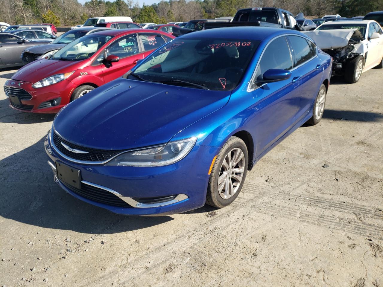 Photo 2 from auction – 2015 CHRYSLER 200 LIMITE with VIN 1C3CCCAB7FN631124
