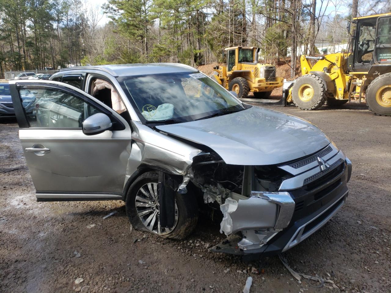 Photo 1 from auction – 2020 MITSUBISHI OUTLANDER with VIN JA4AD3A30LZ006412
