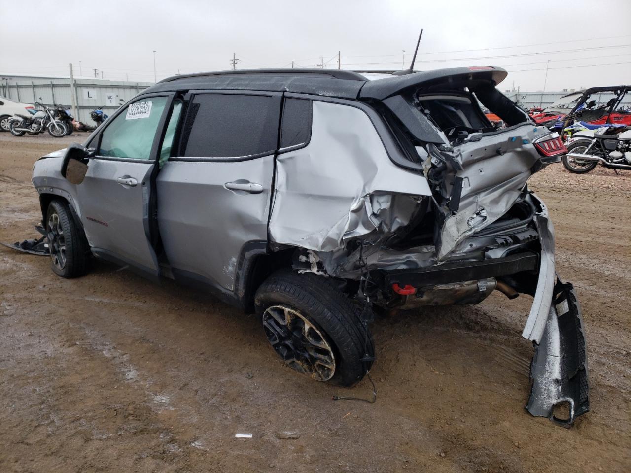 Photo 3 from auction – 2019 JEEP COMPASS TR with VIN 3C4NJDDB4KT667987
