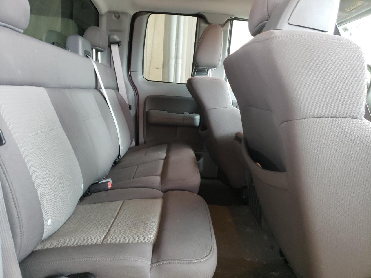Photo 6 from auction – 2006 FORD F150 with VIN 1FTPX14556FB55946