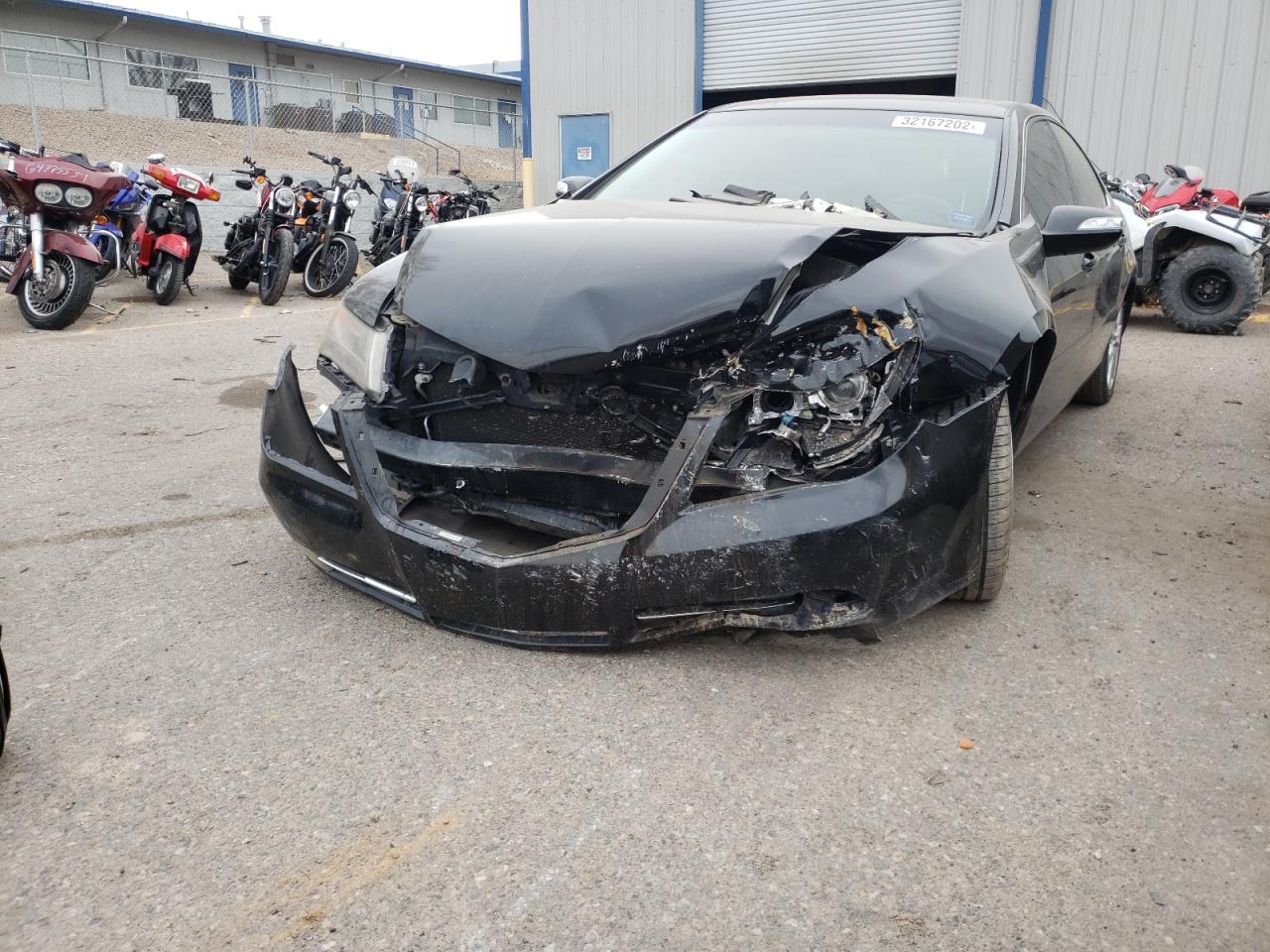 Photo 9 from auction – 2010 ACURA RL with VIN JH4KB2F62AC002812
