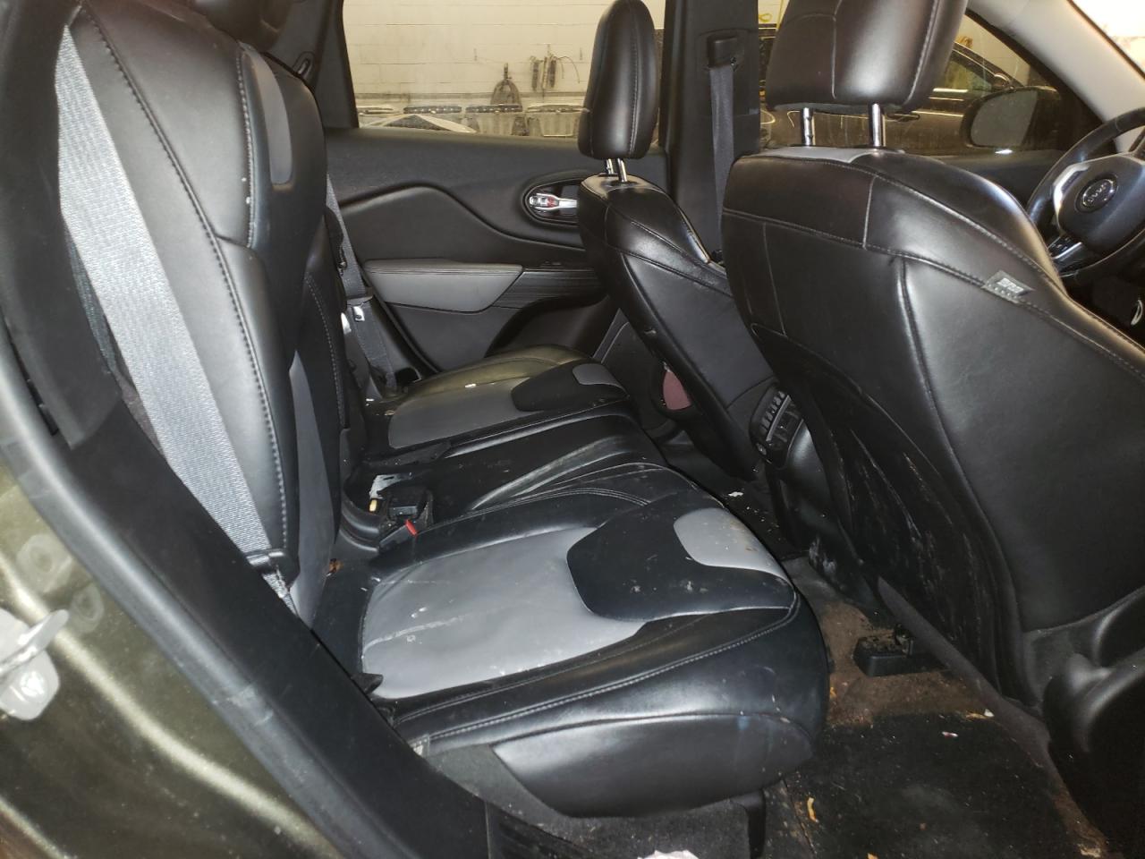 Photo 6 from auction – 2014 JEEP CHEROKEE L with VIN 1C4PJMDS5EW206496
