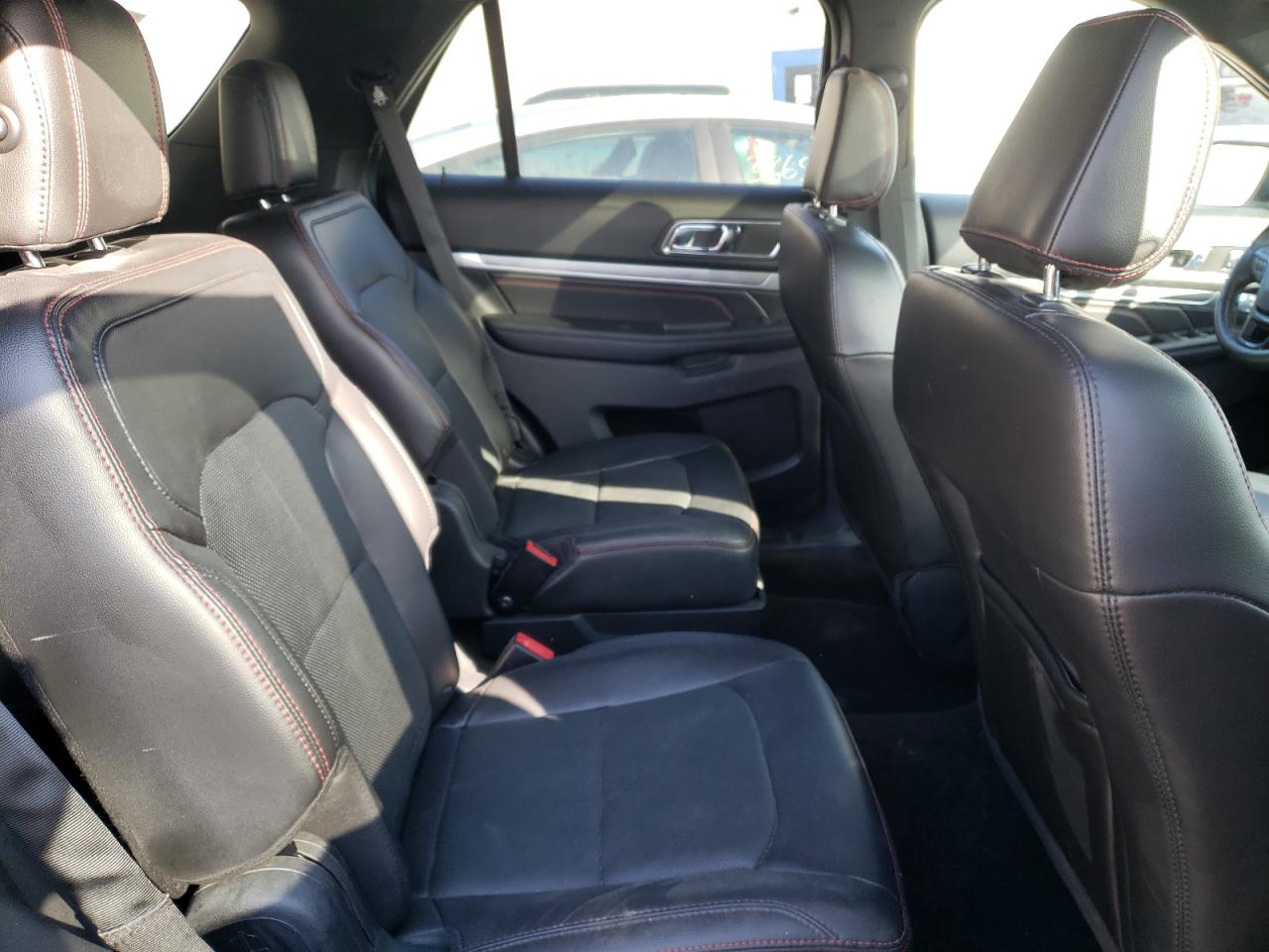Photo 6 from auction – 2018 FORD EXPLORER S with VIN 1FM5K8GT8JGB52806