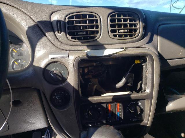 Photo 9 from auction – 2004 CHEVROLET TRAILBLAZE with VIN 1GNET16S946112480