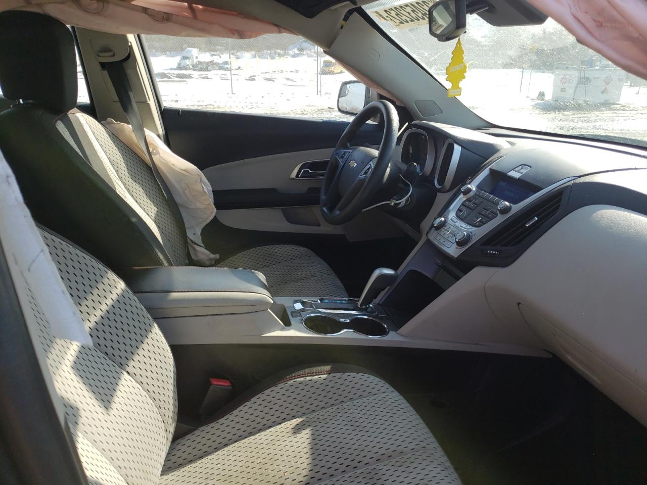 Photo 5 from auction – 2014 CHEVROLET EQUINOX LS with VIN 2GNALAEK9E6111566