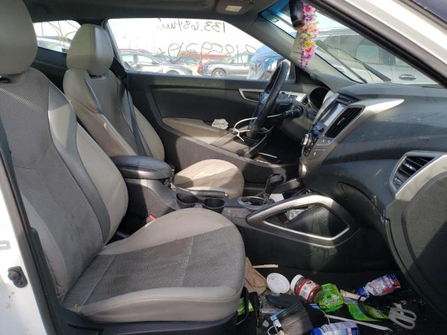 Photo 5 from auction – 2013 HYUNDAI VELOSTER with VIN KMHTC6AD9DU142527