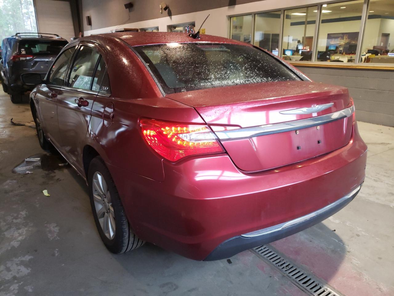 Photo 3 from auction – 2012 CHRYSLER 200 TOURIN with VIN 1C3CCBBB3CN131935