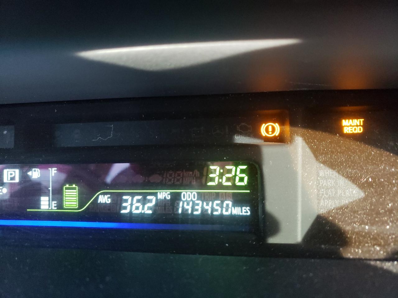 Photo 8 from auction – 2013 TOYOTA PRIUS V with VIN JTDZN3EU1D3200220