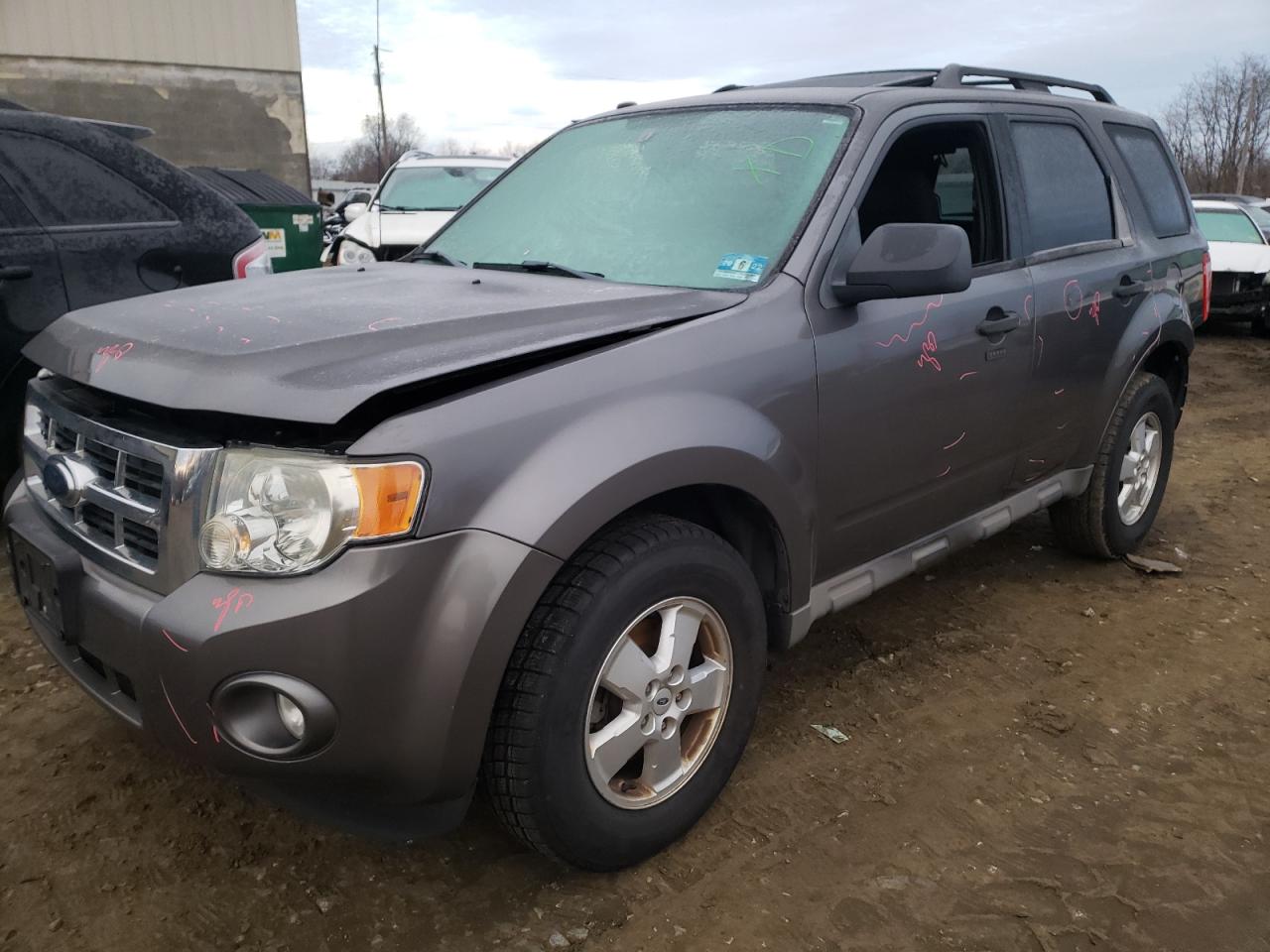 Photo 2 from auction – 2009 FORD ESCAPE XLT with VIN 1FMCU03749KA89711