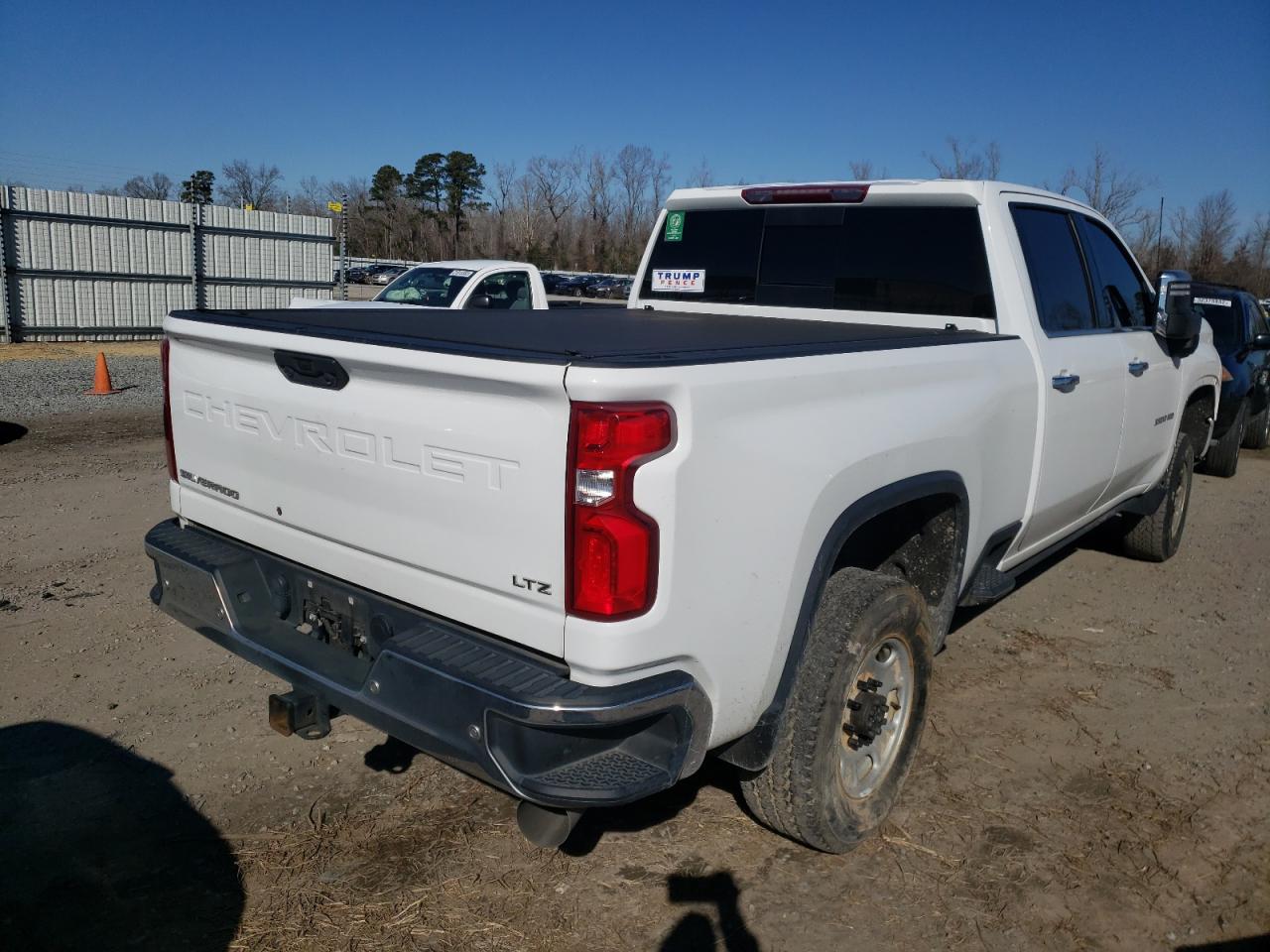 Photo 4 from auction – 2020 CHEVROLET SILVERADO with VIN 1GC4YPEY2LF111443