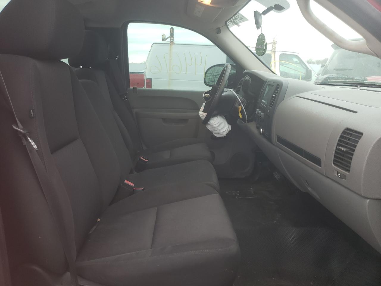 Photo 5 from auction – 2013 CHEVROLET SILVERADO with VIN 1GCNCPEX1DZ293162