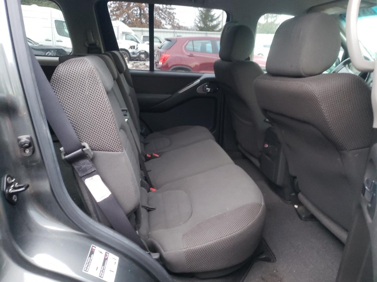 Photo 6 from auction – 2006 NISSAN PATHFINDER with VIN 5N1AR18W06C607799