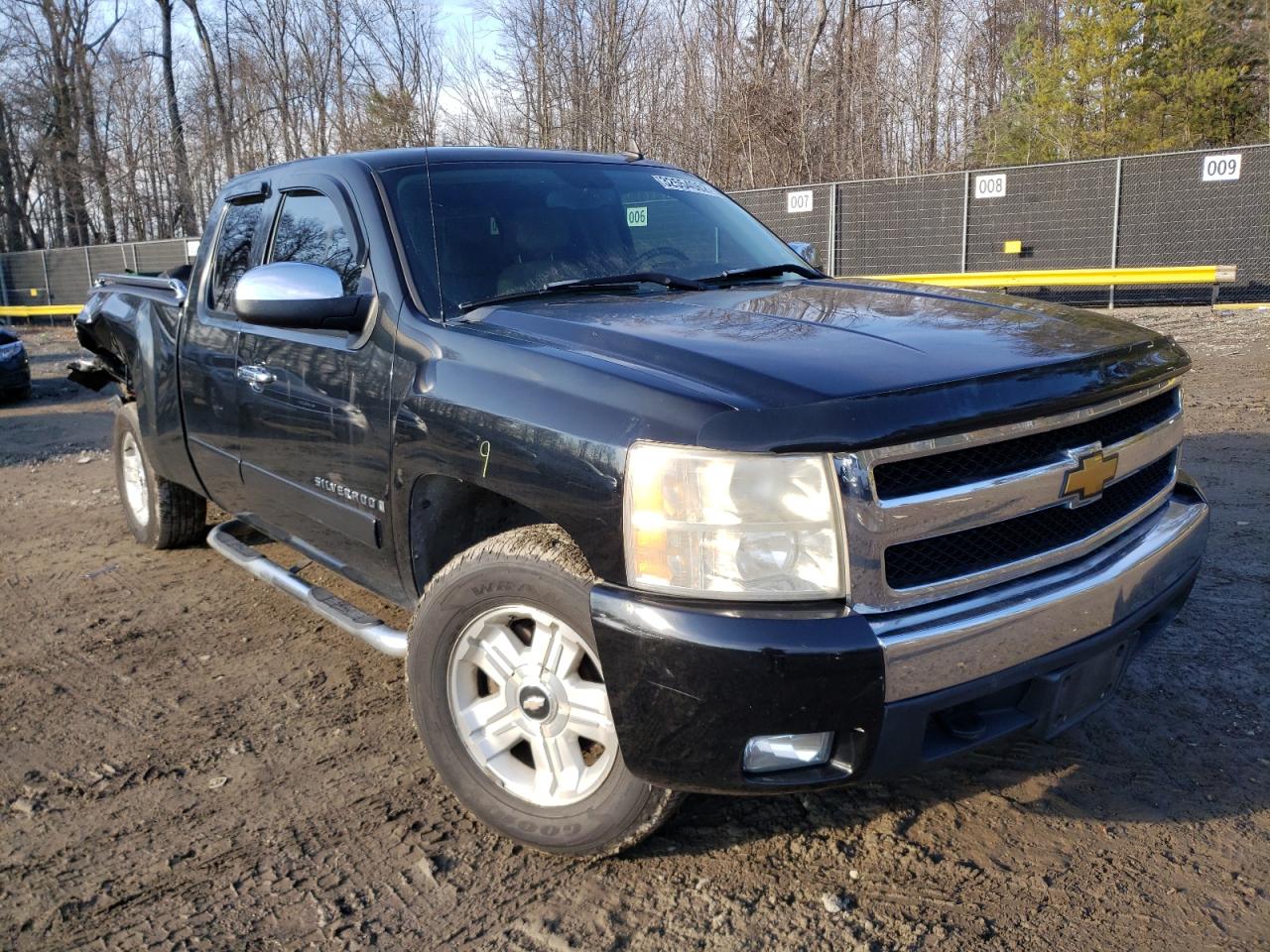 CHEVROLET SILVERADO 2007 with VIN 1GCEK19047Z527764 - Photo from auction