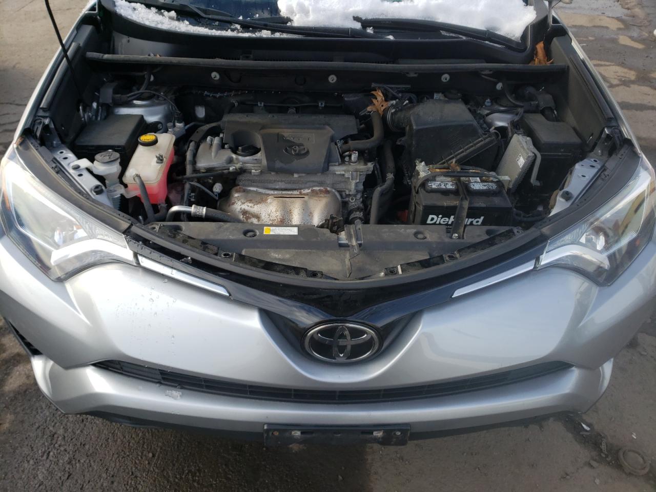 Zdjęcie 7 z aukcji – 2017 TOYOTA RAV4 LE z VIN 2T3BFREV8HW676090