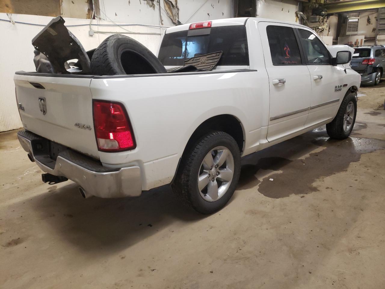 Photo 4 from auction – 2017 RAM 1500 SLT with VIN 1C6RR7LMXHS873704