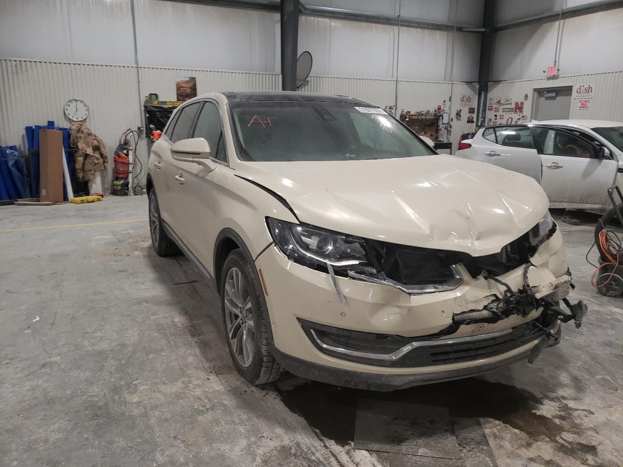 LINCOLN MKX RESERV 2016 with VIN 2LMTJ8LPXGBL72701 - Photo from auction