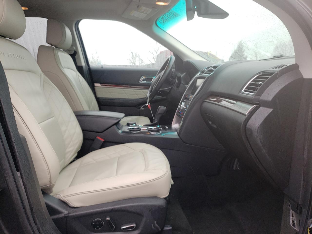 Photo 5 from auction – 2016 FORD EXPLORER P with VIN 1FM5K8HT5GGC47931