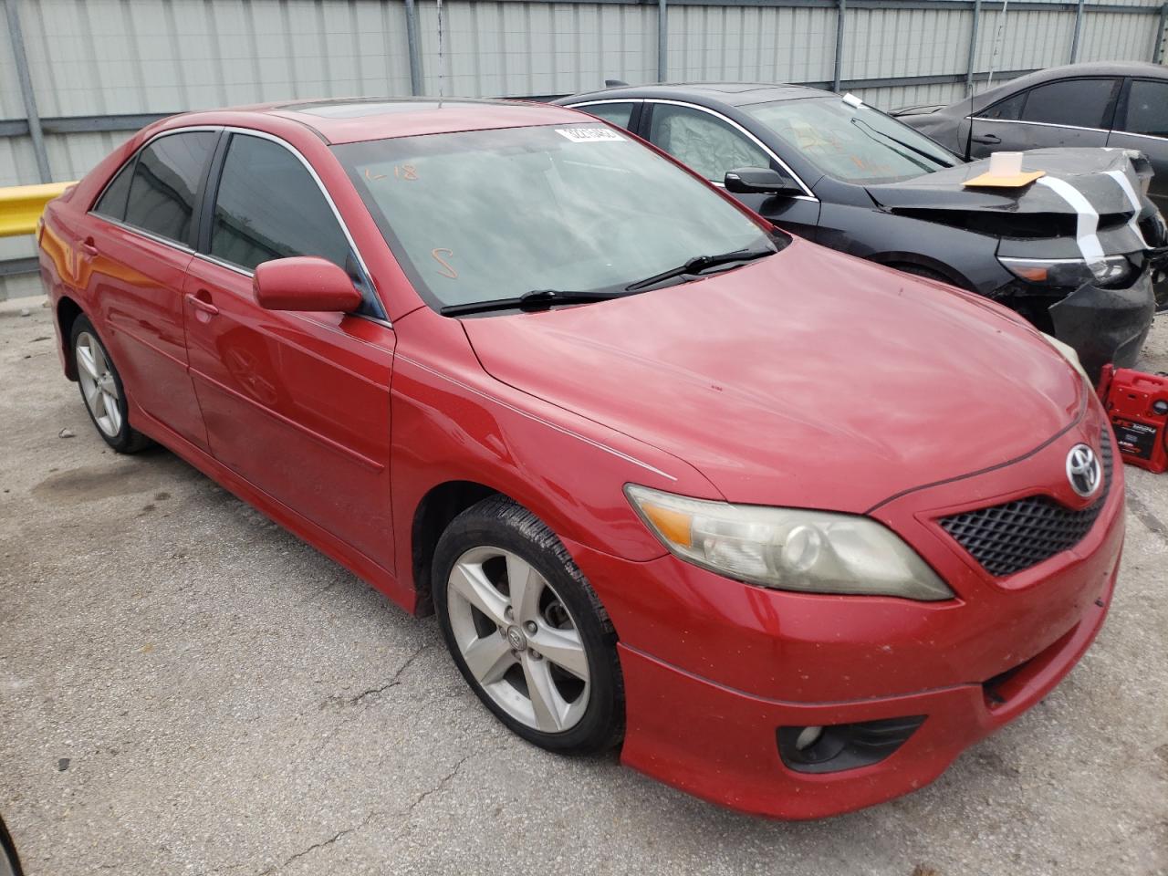 TOYOTA CAMRY SE 2011 with VIN 4T1BK3EK9BU628287 - Photo from auction