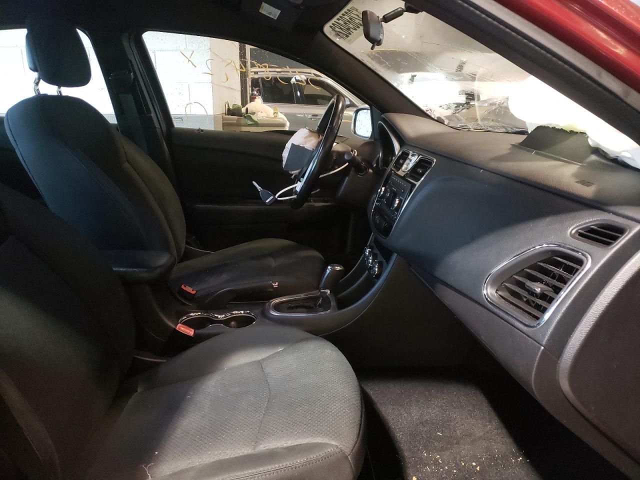 Photo 5 from auction – 2012 CHRYSLER 200 TOURIN with VIN 1C3CCBBB3CN131935