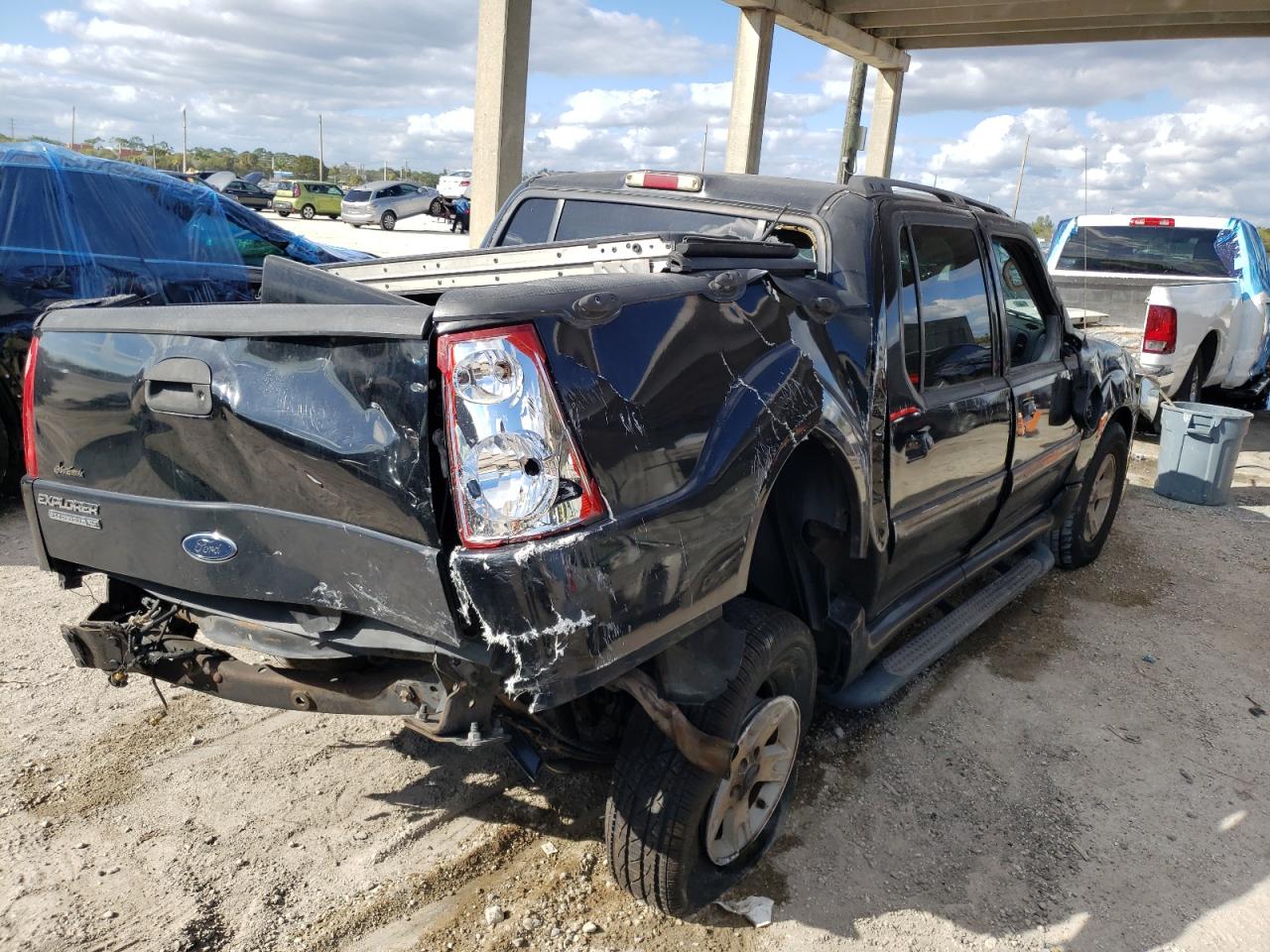 Photo 4 from auction – 2008 FORD EXPSPRTRAC with VIN 1FMZU67K15UA29668