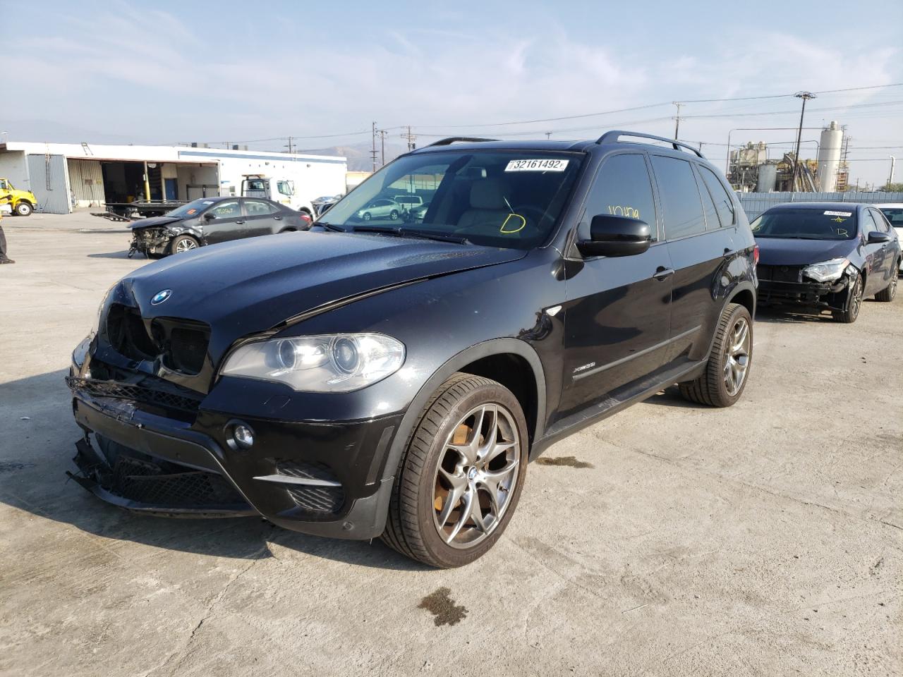 Photo 2 from auction – 2012 BMW X5 XDRIVE3 with VIN 5UXZV4C53CL747522