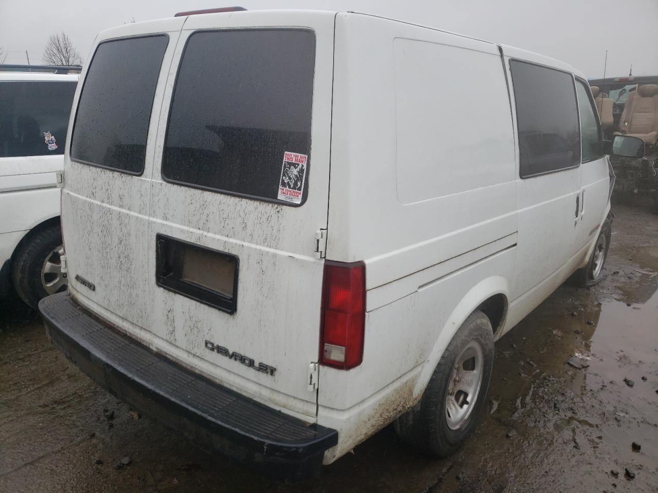 Photo 4 from auction – 2002 CHEVROLET ASTRO with VIN 1GCDL19X52B131110