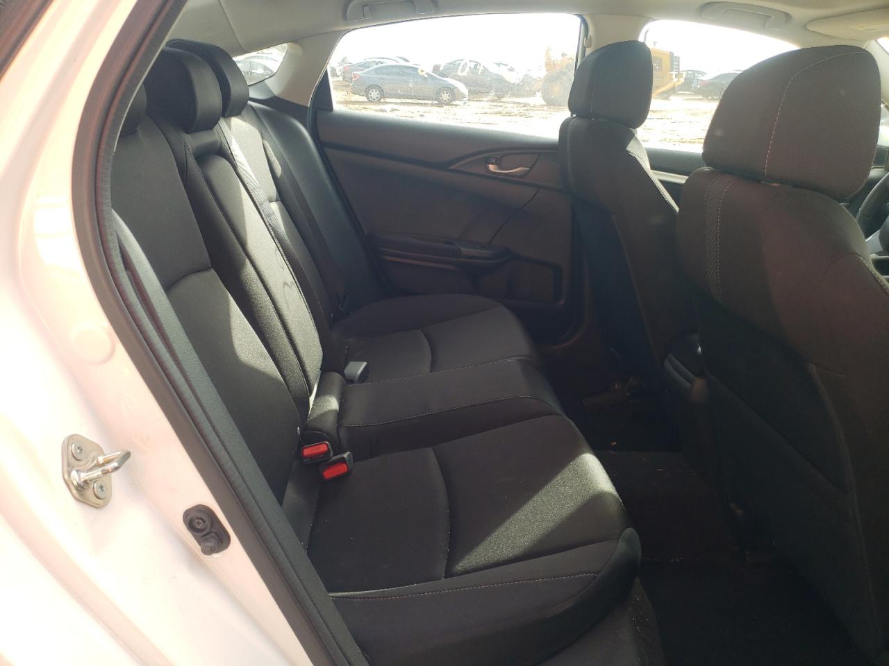 صورة رقم 6 من المزاد - 2016 HONDA CIVIC EX مع VIN 19XFC2F74GE006208