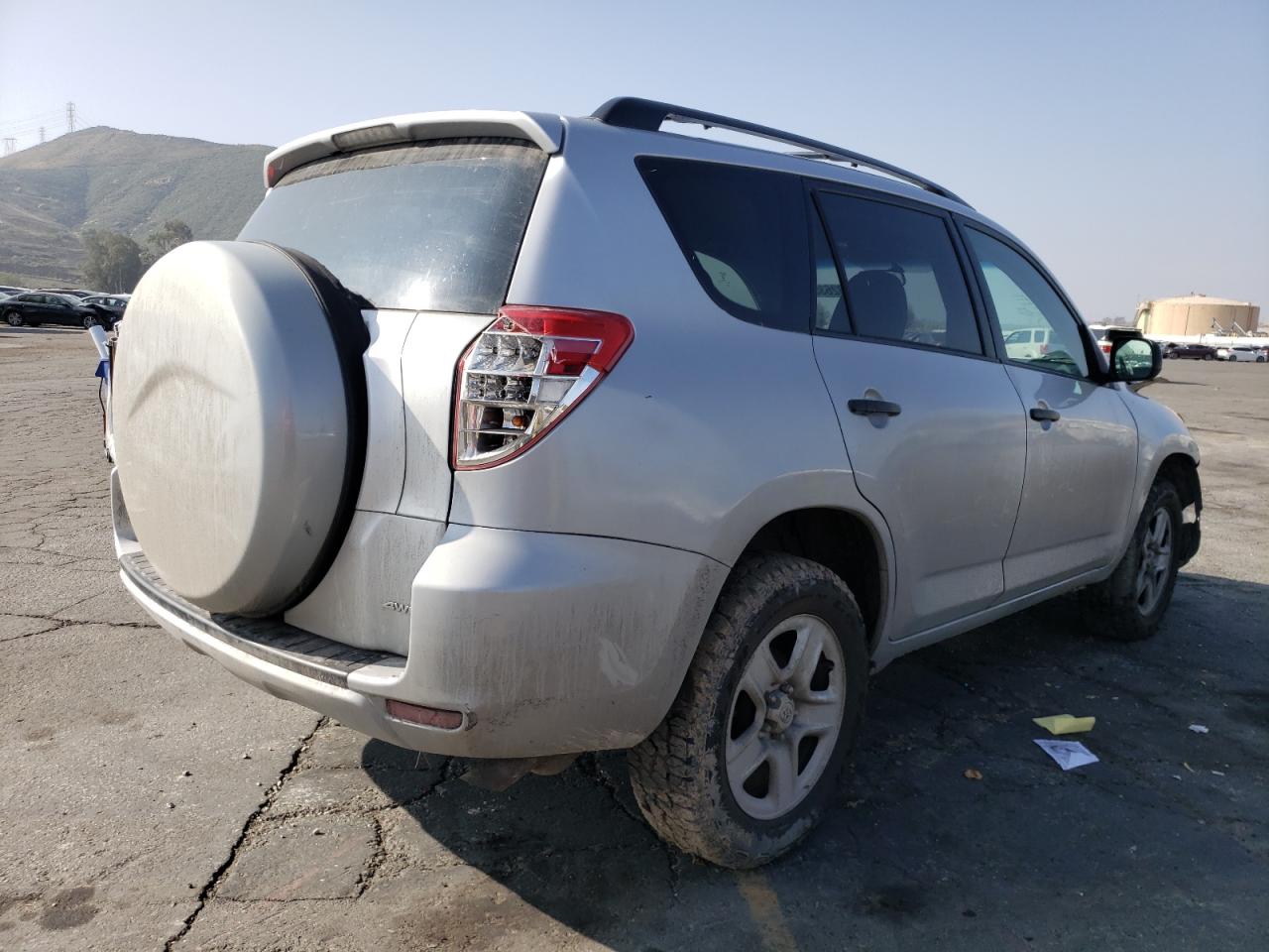Photo 4 from auction – 2011 TOYOTA RAV4 with VIN 2T3JK4DV3BW038963