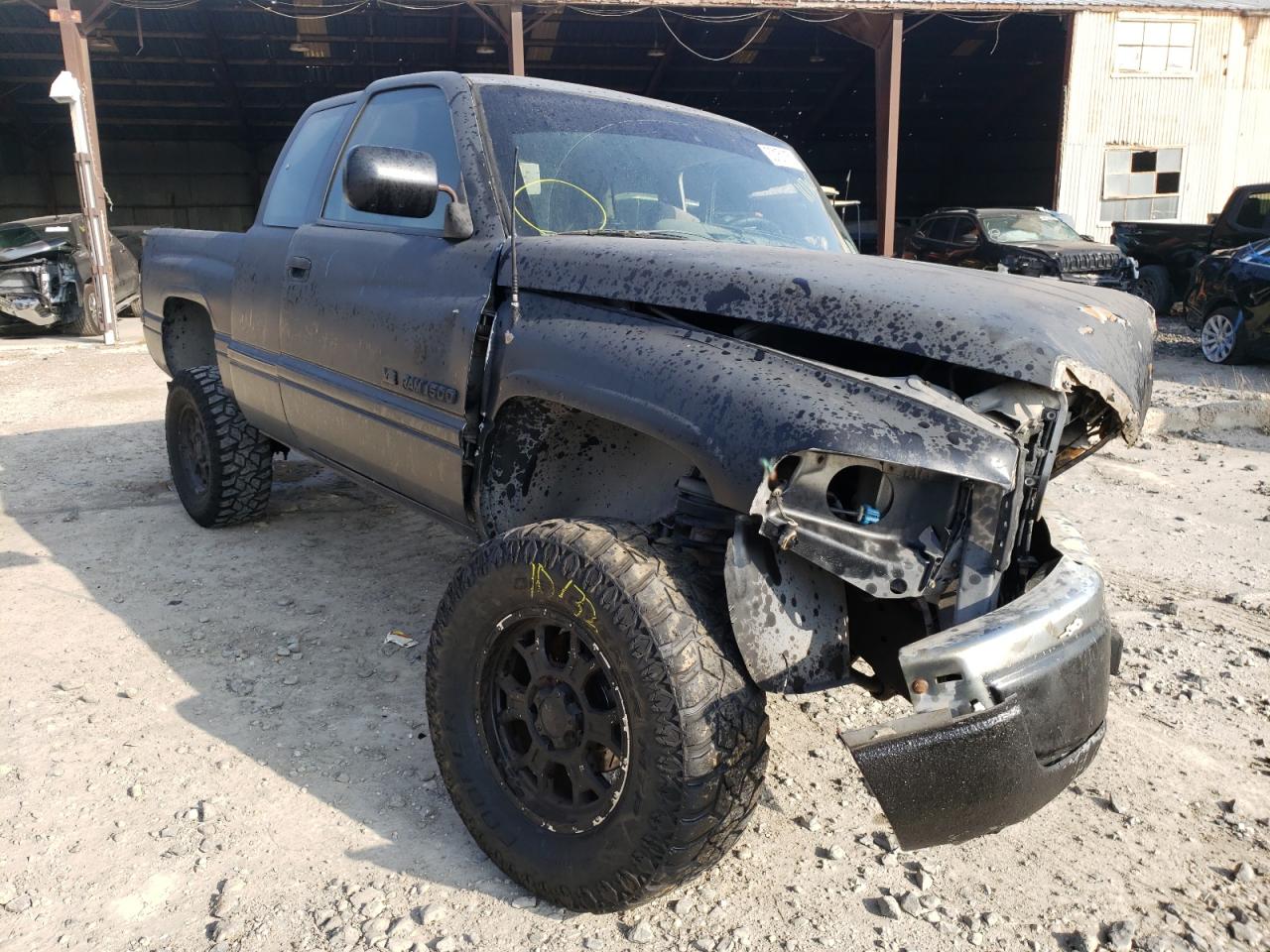 DODGE RAM 1500 1995 with VIN 3B7HF13Z3SM111305 - Photo from auction