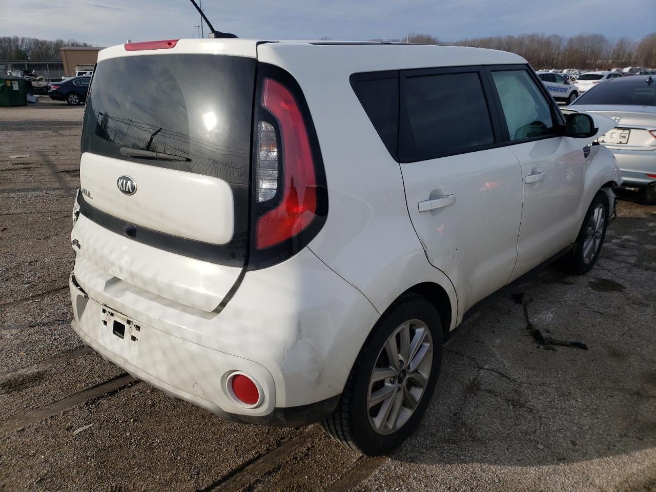 Photo 4 from auction – 2019 KIA SOUL + with VIN KNDJP3A5XK7010413