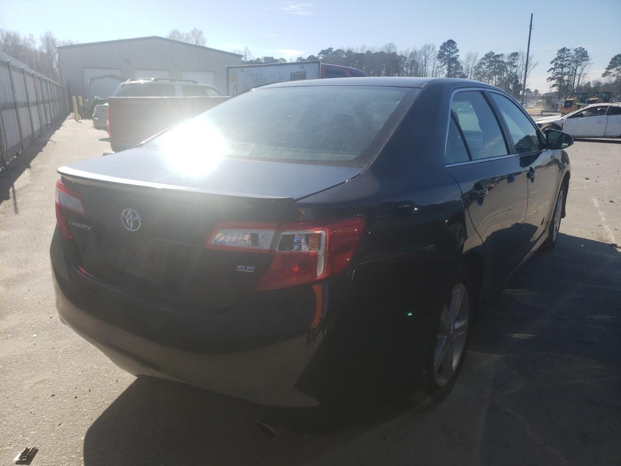 Photo 4 from auction – 2013 TOYOTA CAMRY L with VIN 4T1BF1FK1DU673119