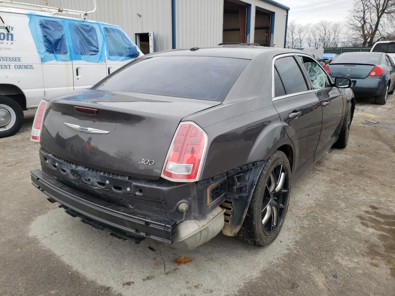 Photo 4 from auction – 2013 CHRYSLER 300 with VIN 2C3CCAAG2DH572702