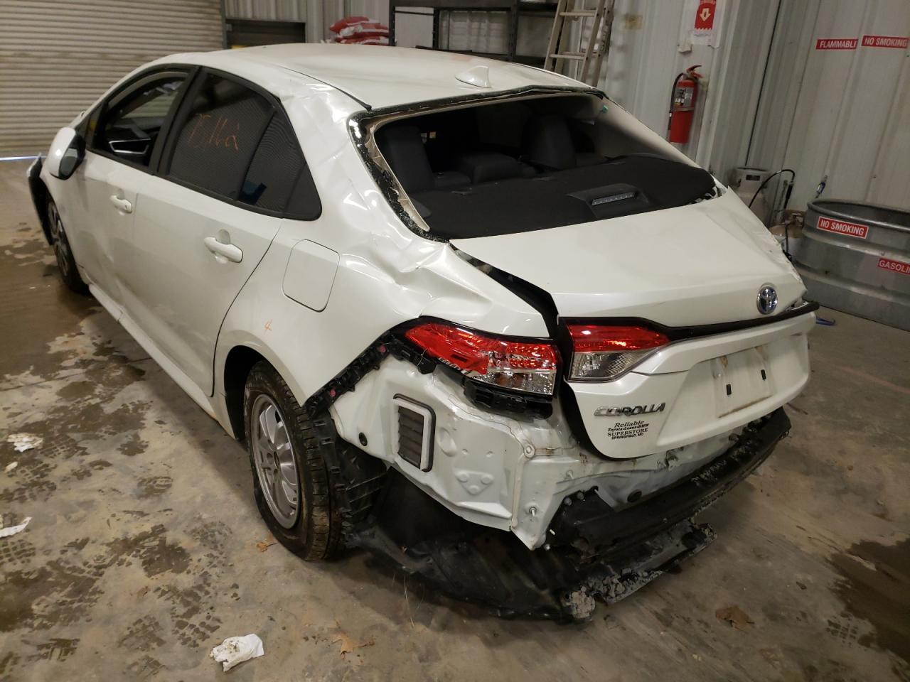 Photo 3 from auction – 2020 TOYOTA COROLLA LE with VIN JTDEBRBE2LJ020861