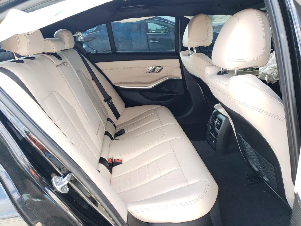 Photo 6 from auction – 2020 BMW 330I with VIN 3MW5R1J06L8B13846