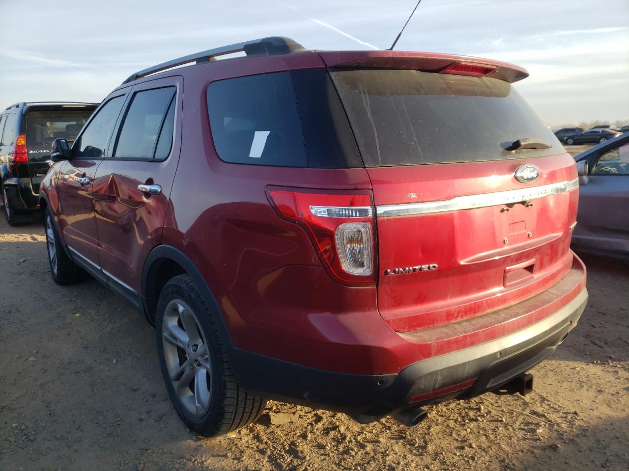Photo 3 from auction – 2013 FORD EXPLORER L with VIN 1FM5K7F82DGC07326