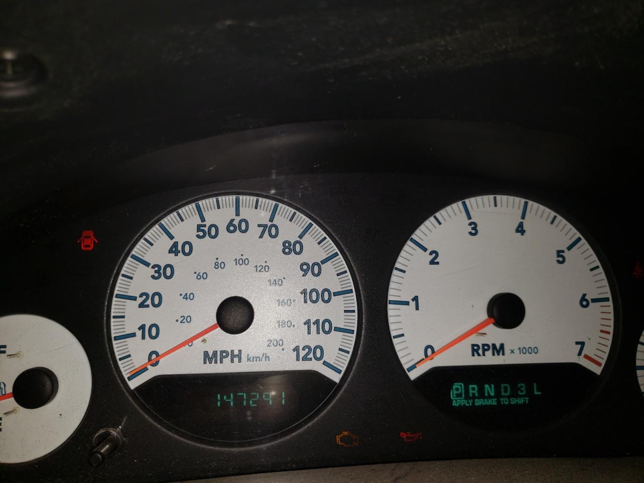 Photo 8 from auction – 2006 DODGE GRAND CARA with VIN 2D4GP44L26R925256