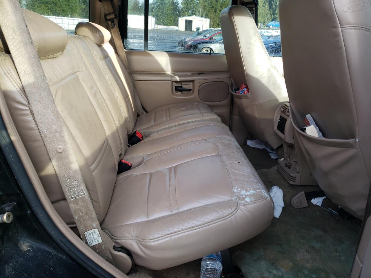 Photo 6 from auction – 1999 FORD EXPLORER with VIN 1FMDU35P5XZB24330