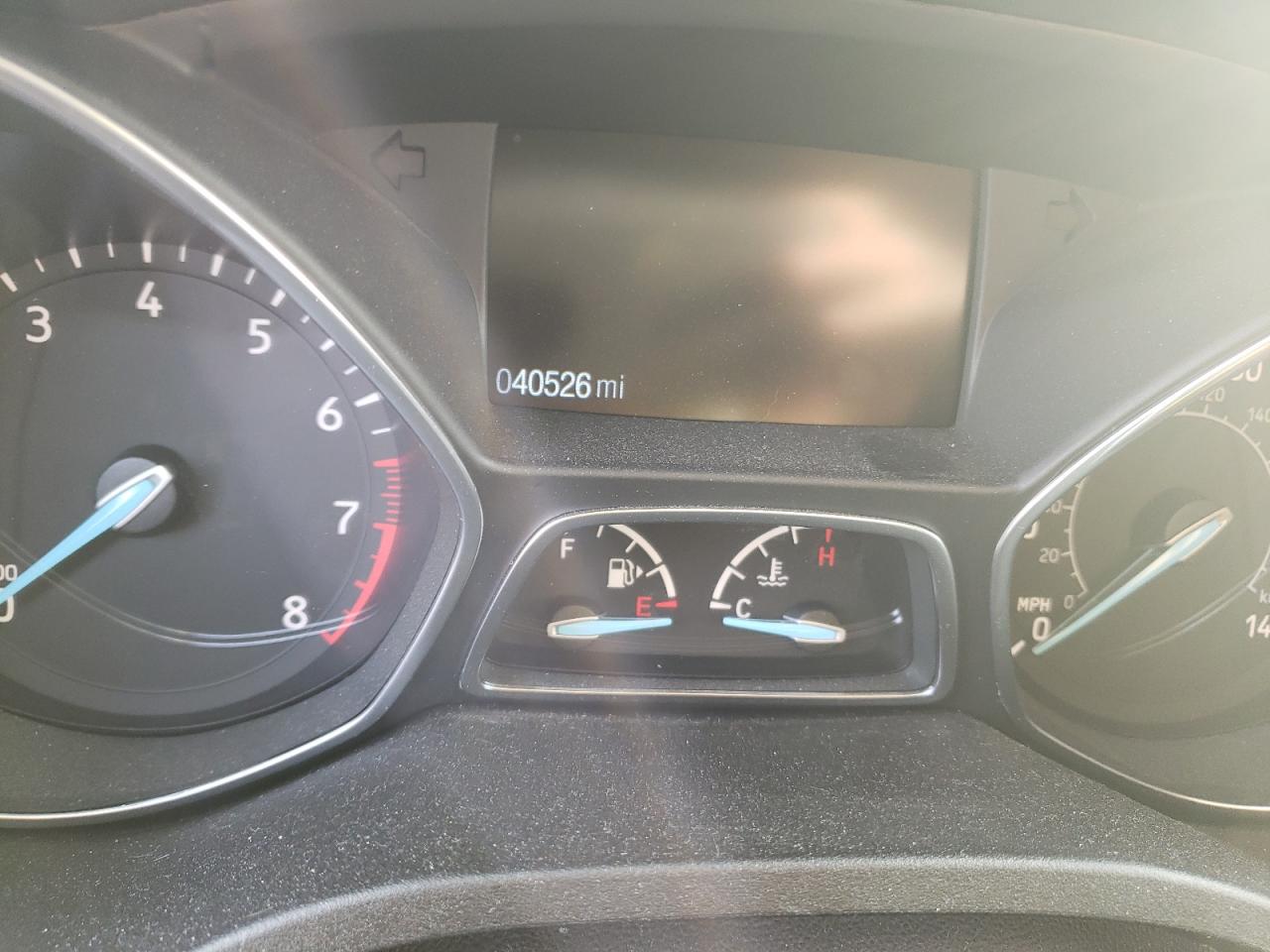 Photo 8 from auction – 2019 FORD ESCAPE SEL with VIN 1FMCU9HD3KUC09950