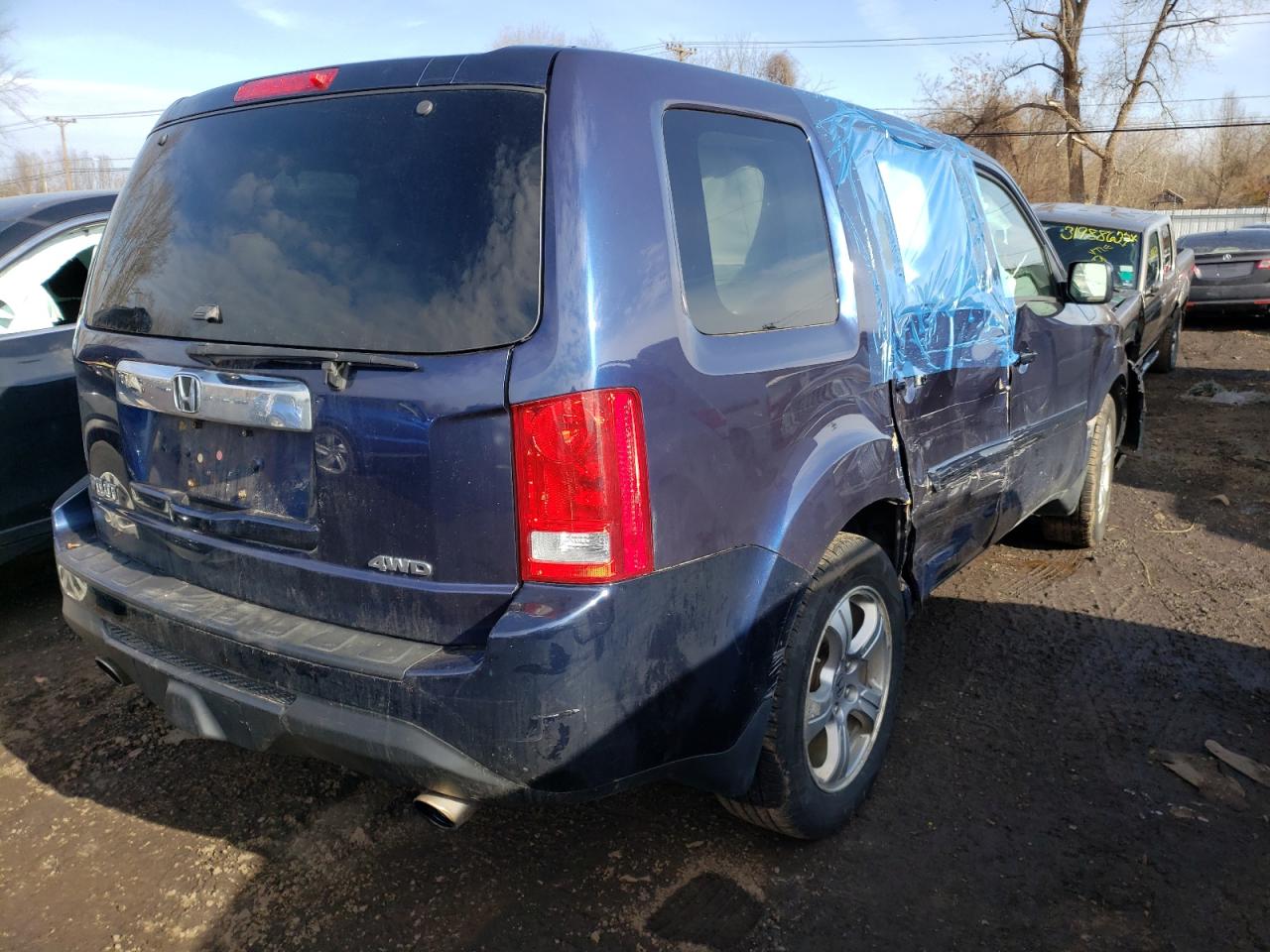 Photo 4 from auction – 2014 HONDA PILOT EXL with VIN 5FNYF4H50EB024879
