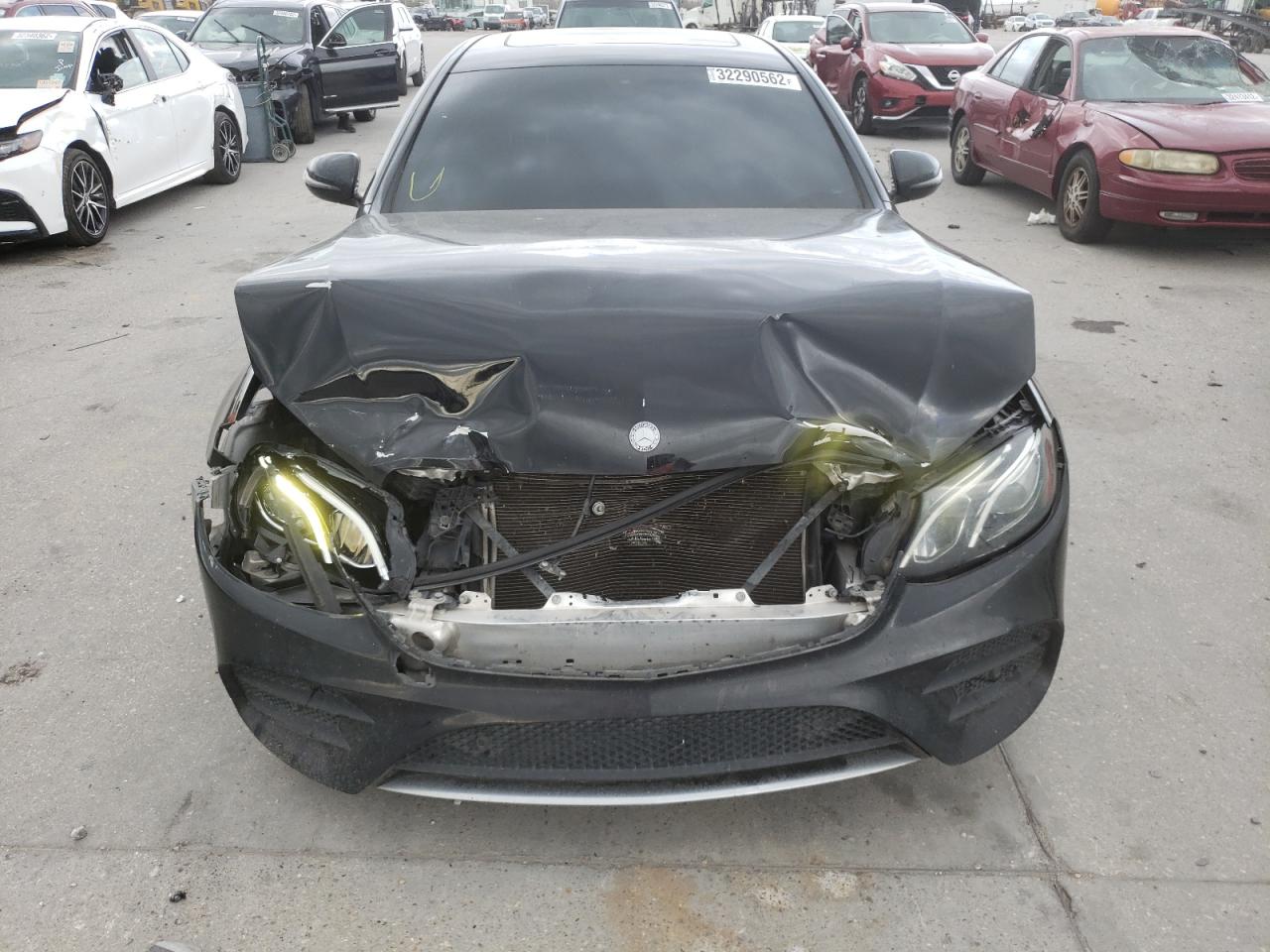 Photo 7 from auction – 2017 MERCEDES-BENZ E 300 with VIN WDDZF4JB1HA110659